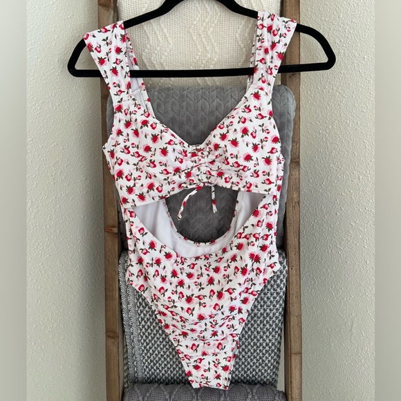 Xhilaration Swim Target One Piece Swimsuit Poshmark